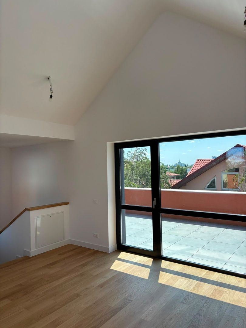 Vilă 4 camere | Sisești | Grădină proprie