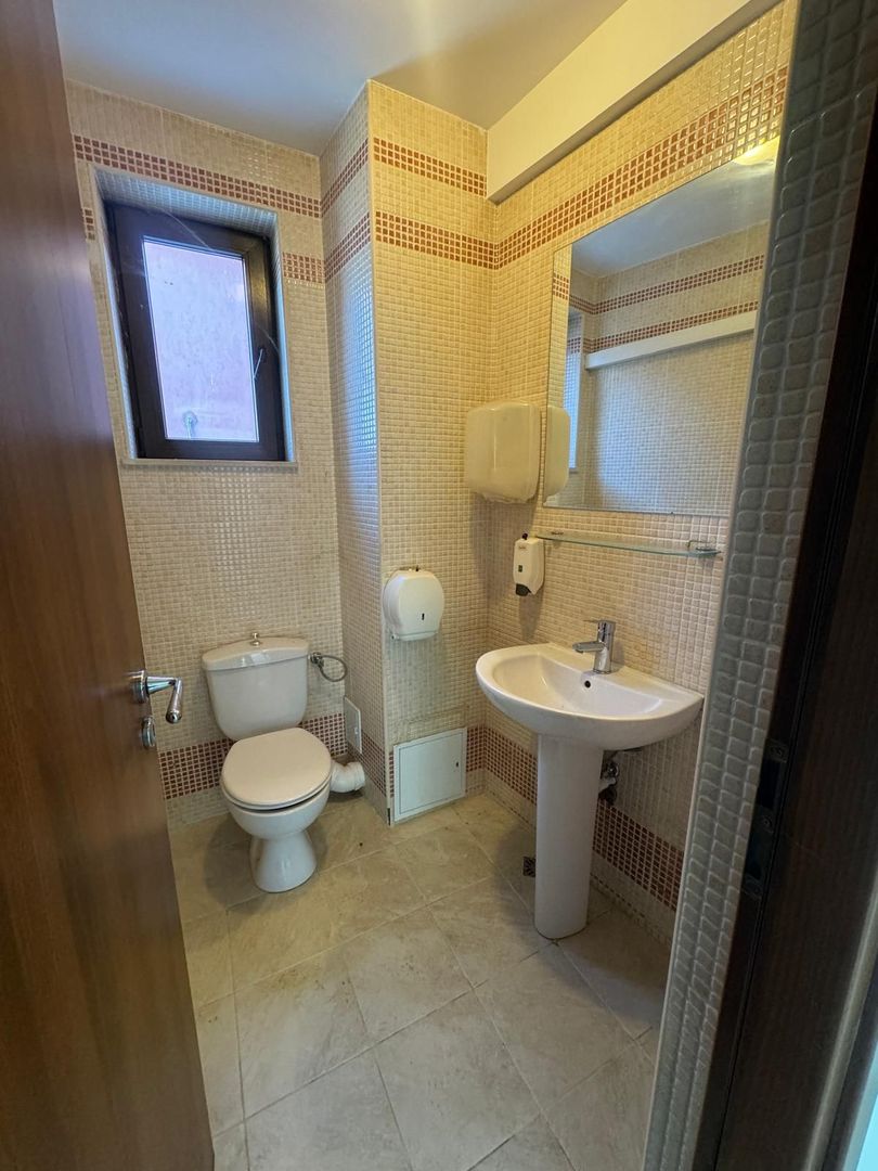 Spatiu Birouri | 3 Etaje | Parcare Proprie | 300mp - 17