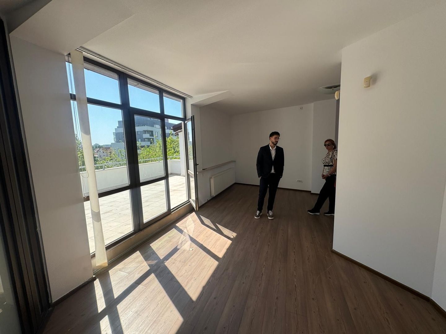 Spatiu Birouri | 3 Etaje | Parcare Proprie | 300mp - 10