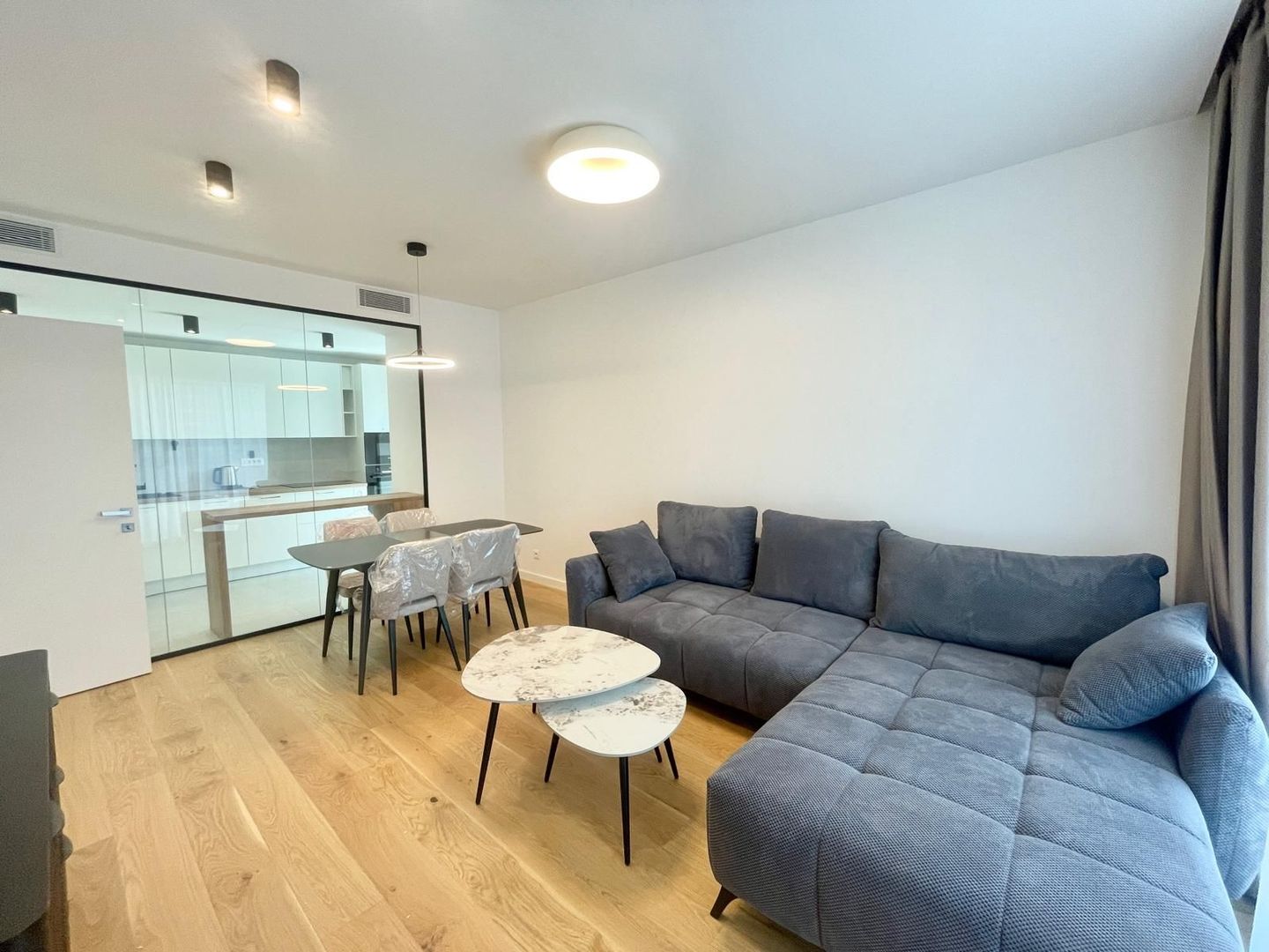 De inchiriat 2 camere in Nusco City - 2