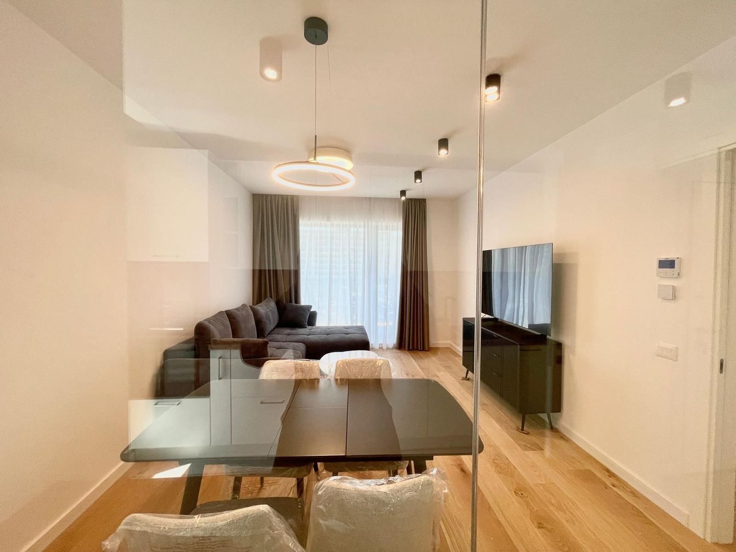 De inchiriat 2 camere in Nusco City - 7