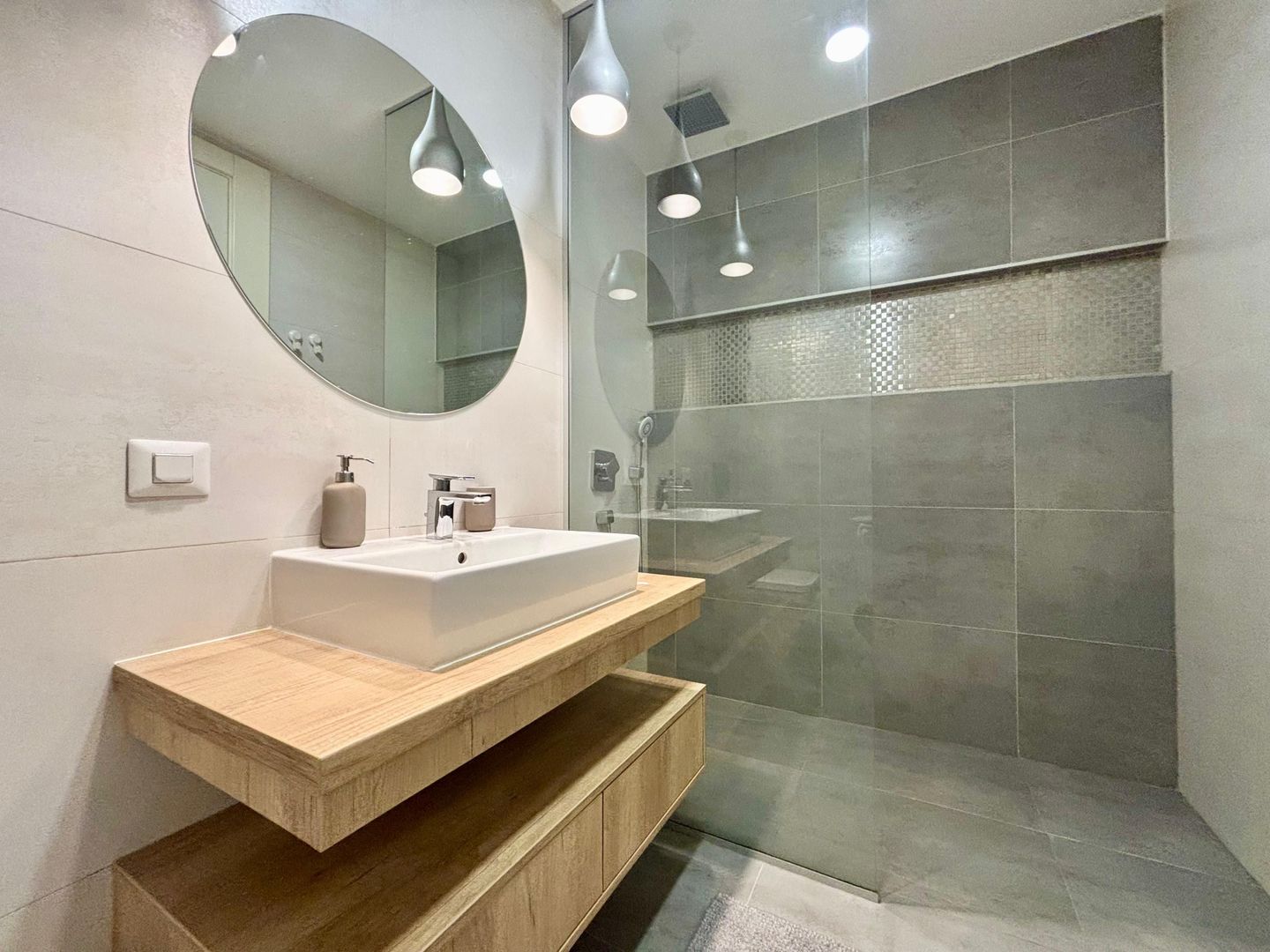 Apartament cu 2 camere de închiriat | Barbu Văcărescu