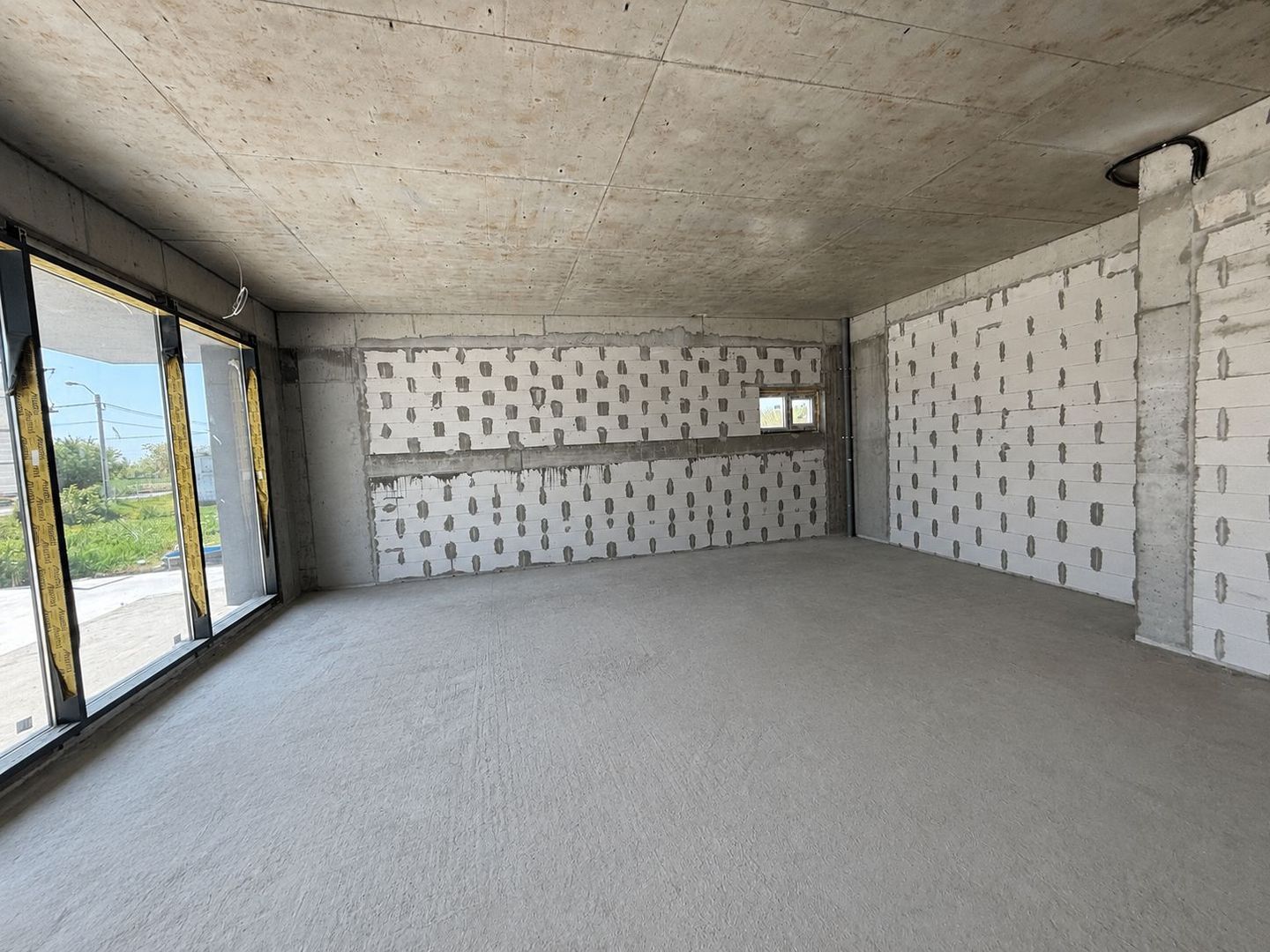 Spatiu Comercial | Otopeni | 100 mp | Vitrina Stradala - 3