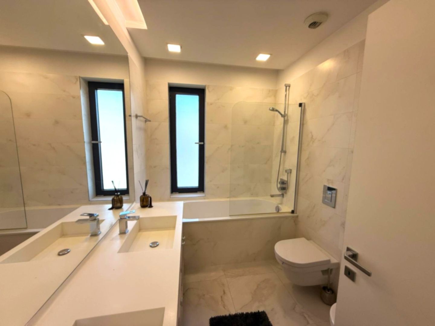 Premium 3-room apartment | One Herăstrău Park | - imagine 5