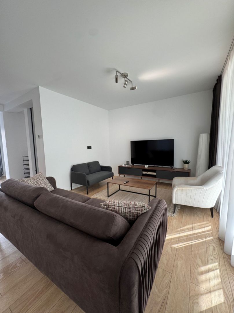 VILLA 5 ROOMS FOR RENT | PRIVATE GARDEN | GATED PREMIUM COMPLEX - 2/4