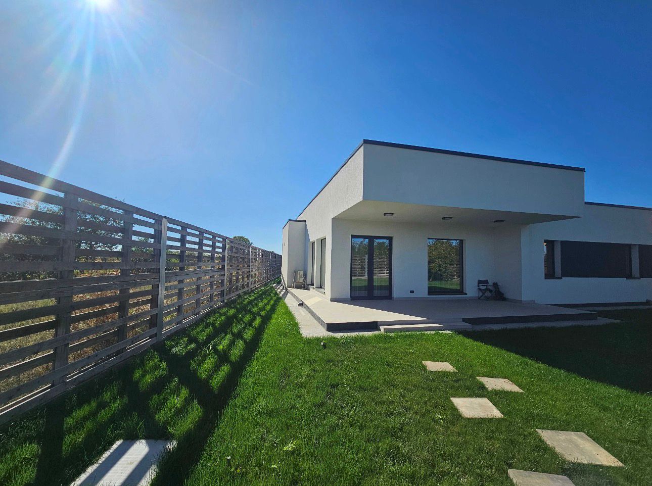 Vila de Inchiriat | Corbeanca-Tamasi | 4 Camere | 1082 mp Teren - 8