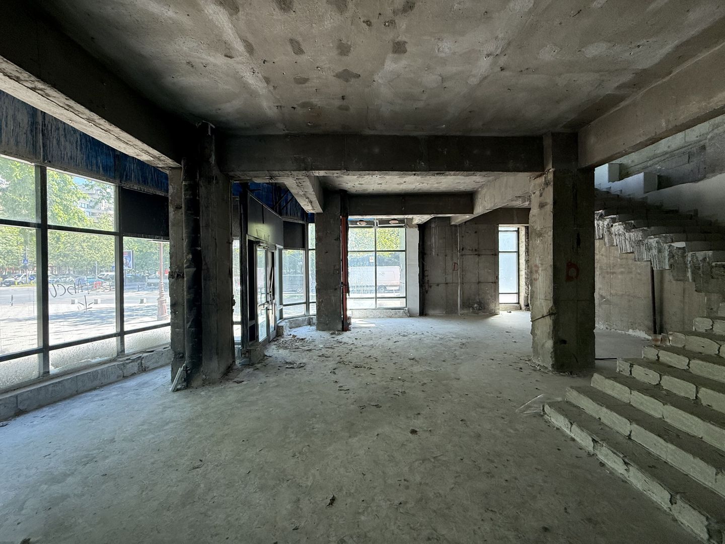 Spatiu Comercial | Bd.Unirii | 845 mp | Vizibilitate Premium - 7
