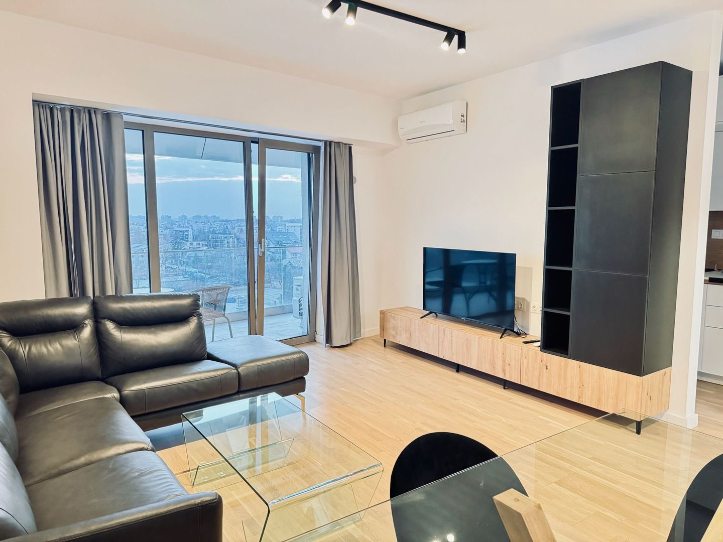 Apartament 2 camere de închiriat | Art City by Bog’Art |