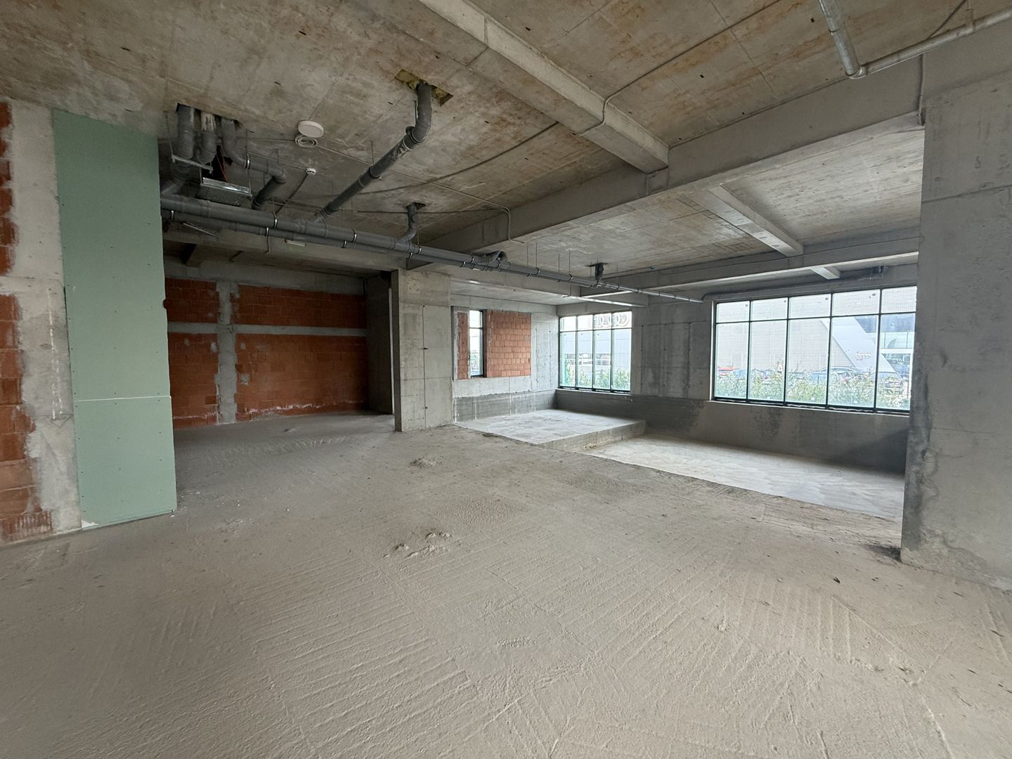 SPATIU COMERCIAL | PIPERA | 750 MP | STRADAL