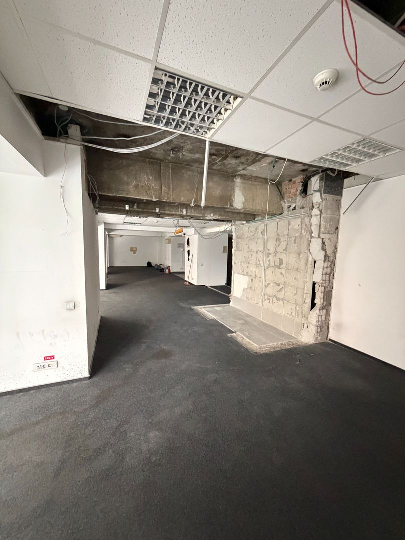 Spațiu birouri | Calea Victoriei 155 | 220 mp | Parter + Etaj 1+ 2 - 6/10