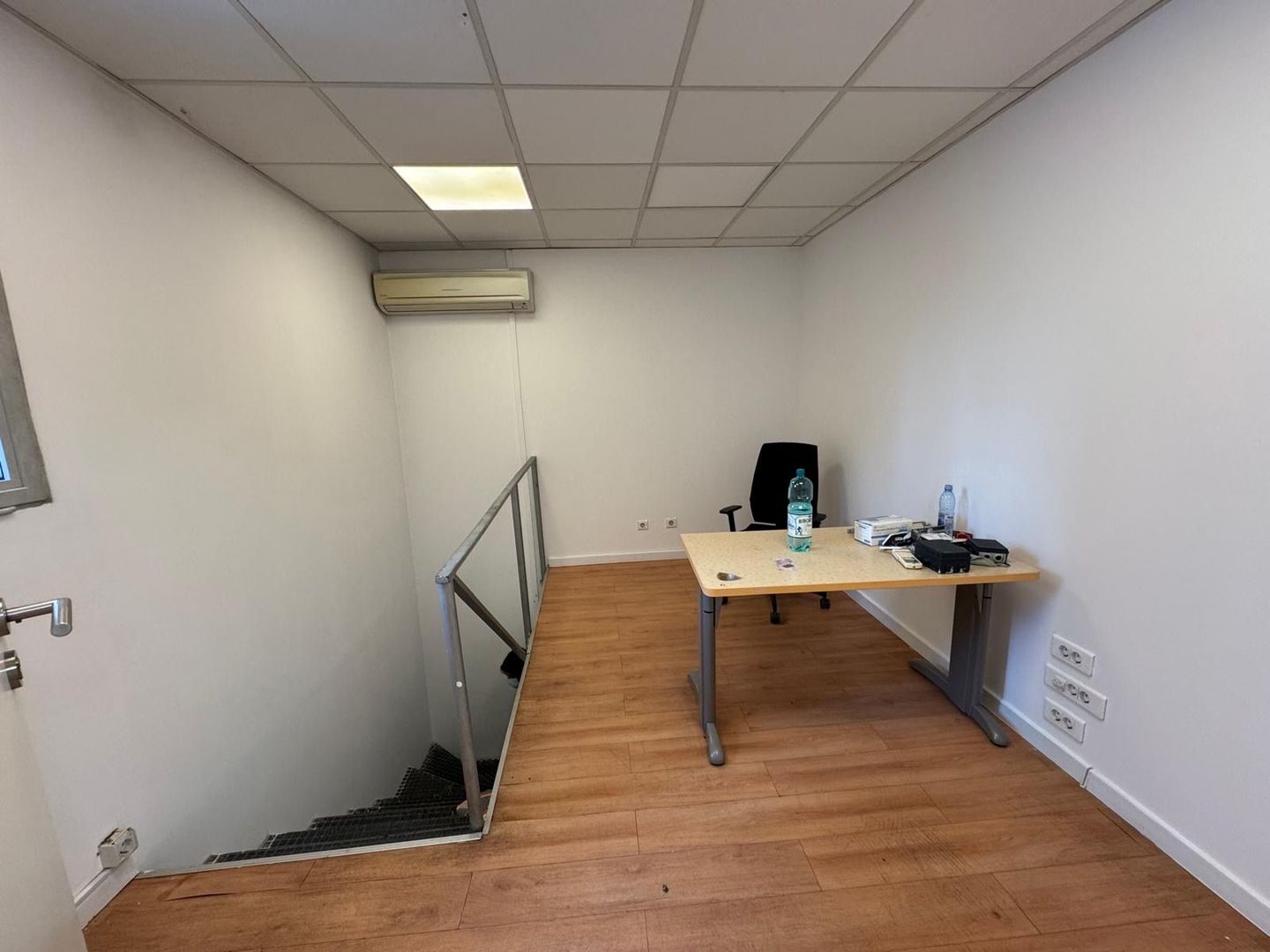 Spațiu comercial | Calea Moșilor | 272 mp parter + 18 mp depozit - 6/10