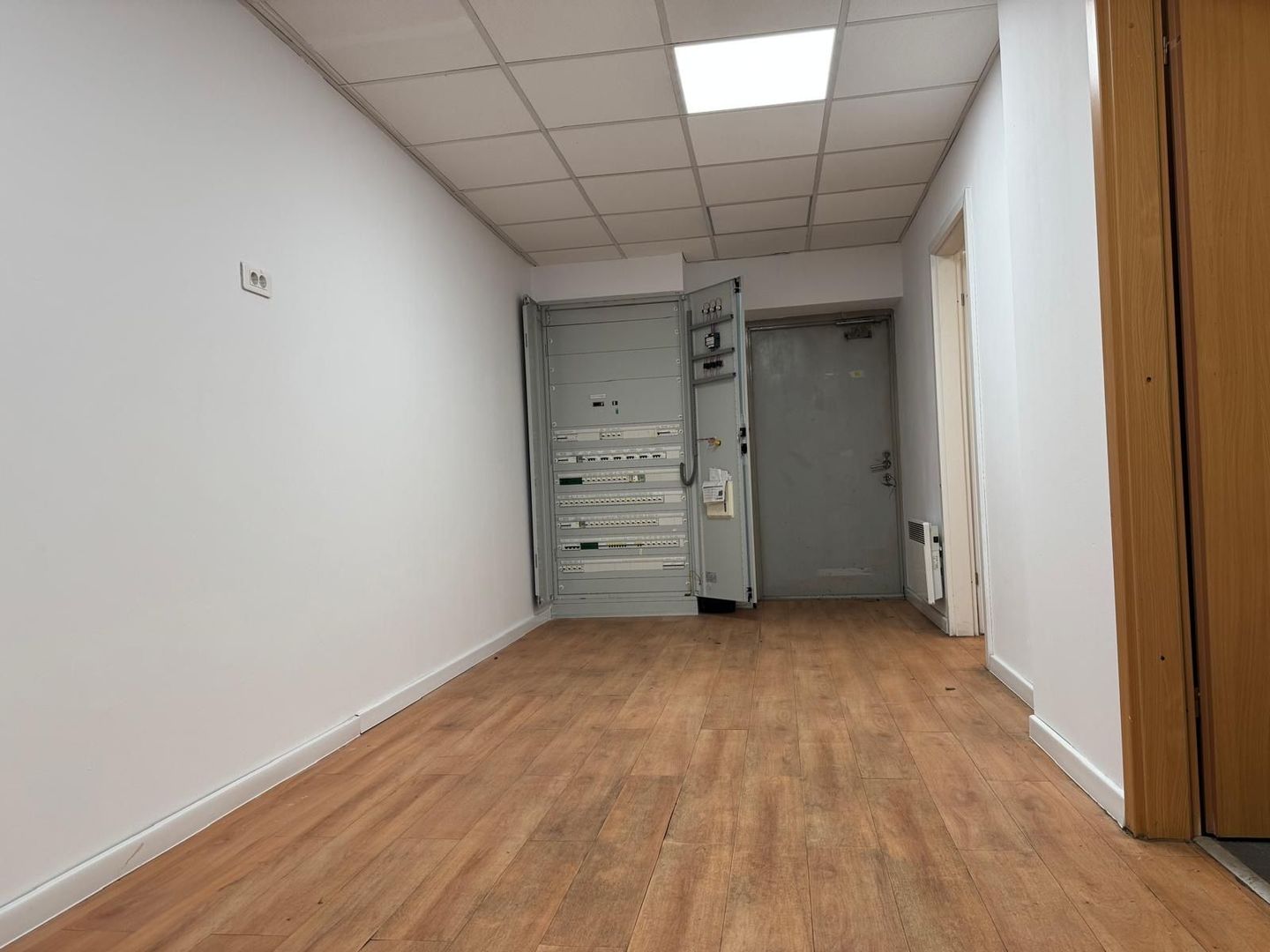 Spațiu comercial | Calea Moșilor | 272 mp parter + 18 mp depozit