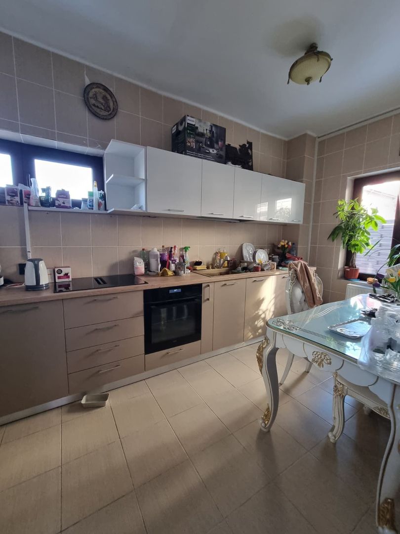 Vila cu 7 camere de Inchiriat | In Zona Colentina - 7/41