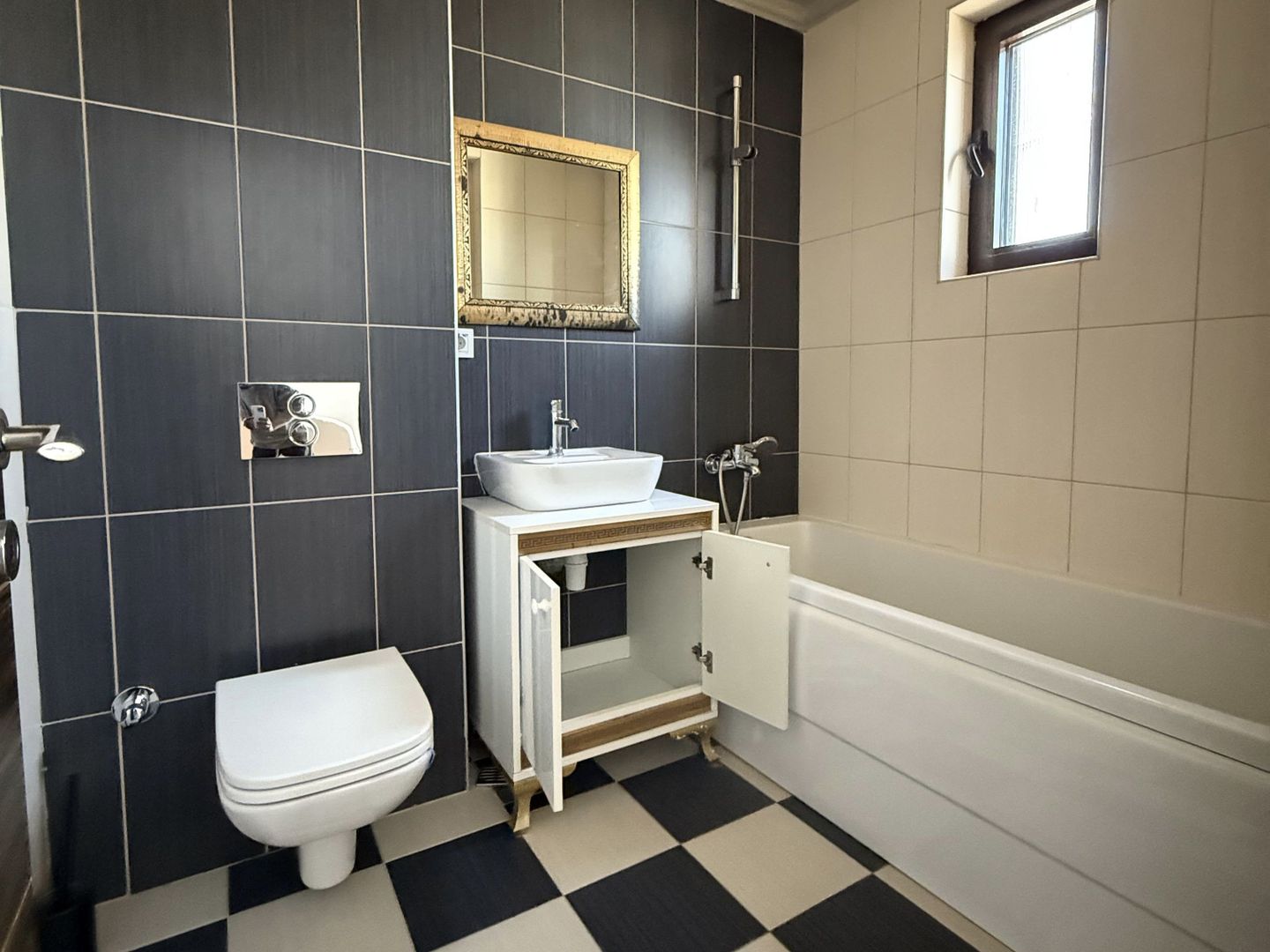 3 Camere de închiriat | Pipera | Penthouse
