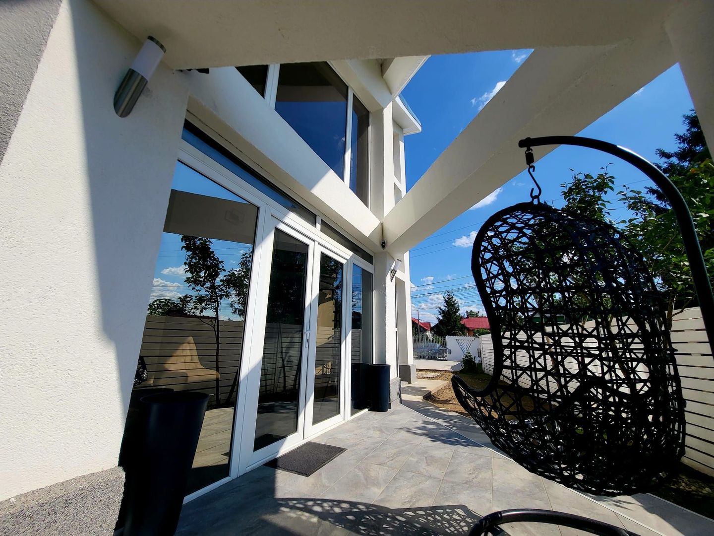 Vilă 4 camere | Corbeanca | 240 mp | Curte privată - 2/10