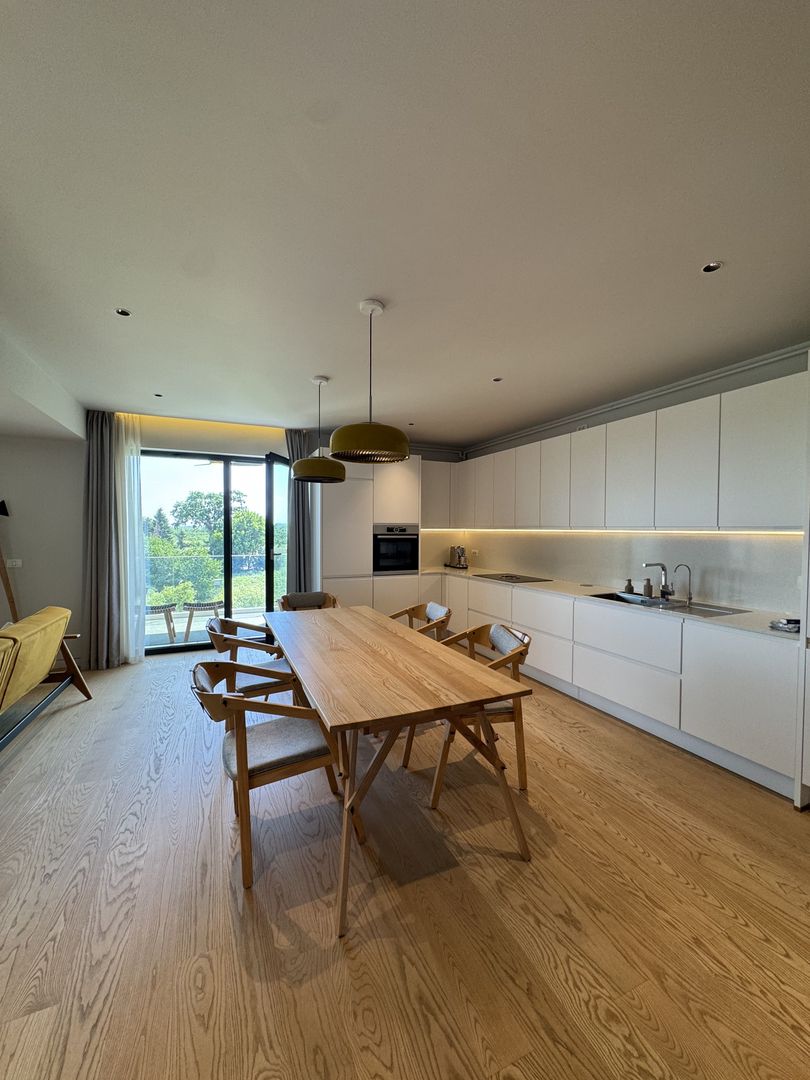 PENTHOUSE | 3 rooms | 140 SQM | VIEW OF THE LAKE - 3/4