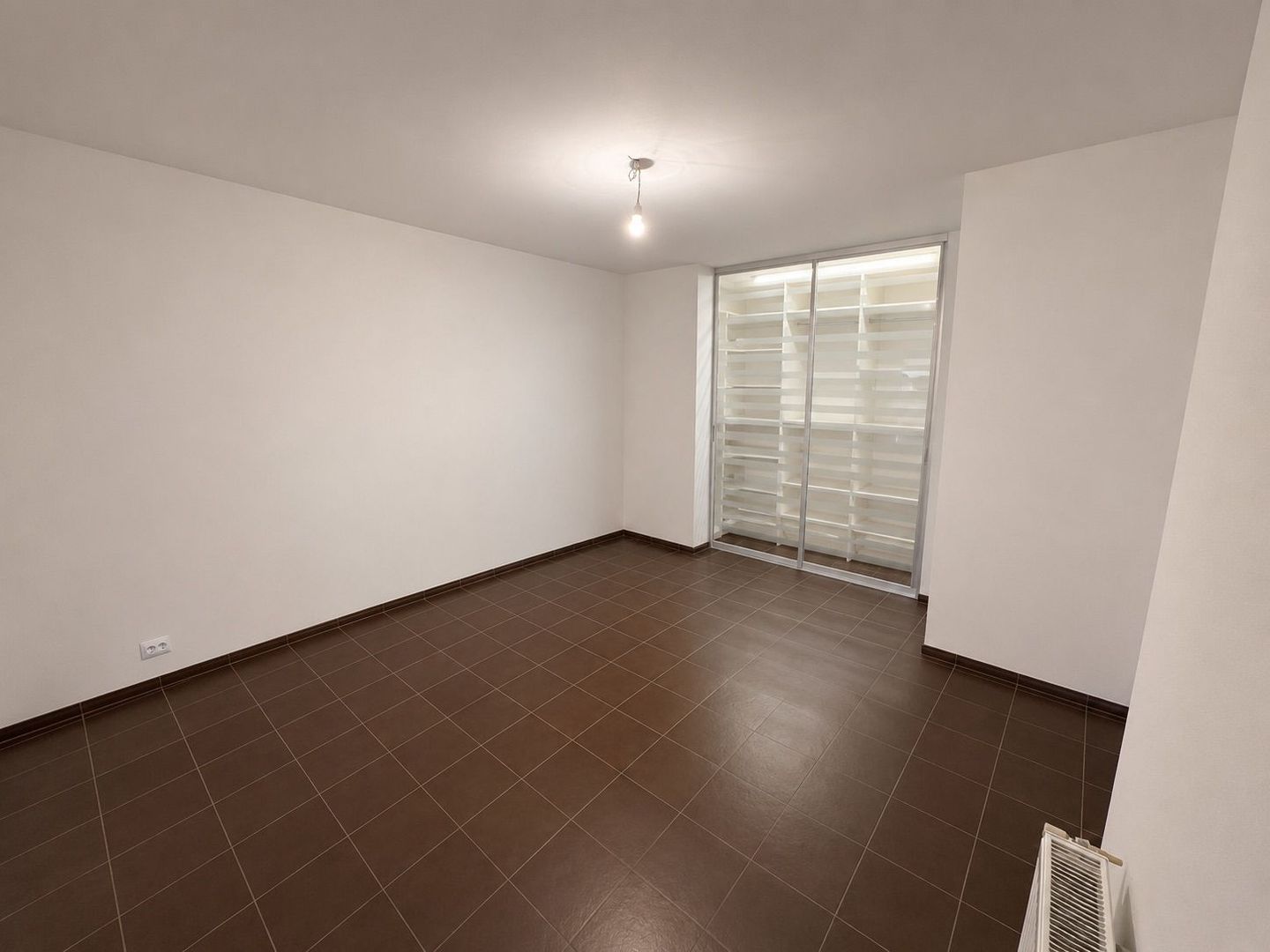 SPATIU COMERCIAL | DOMENII | 300 MP | 180 MP CURTE - 5