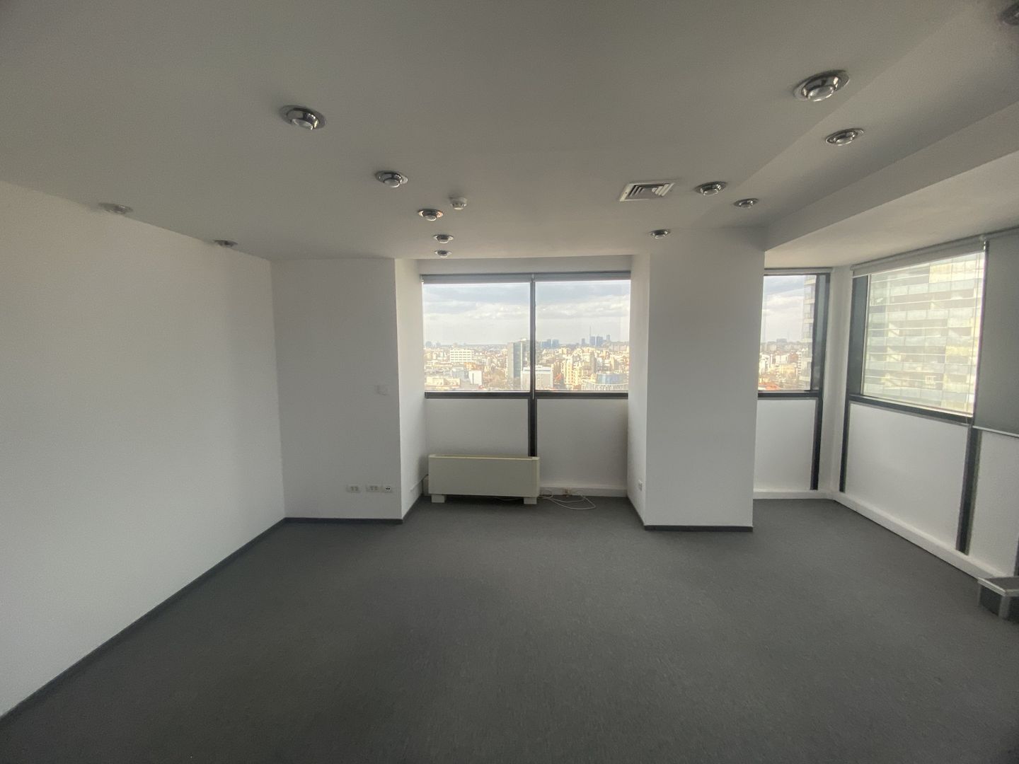 Birou 617mp | Universitate | BMS, Recepție & Lift Marfă