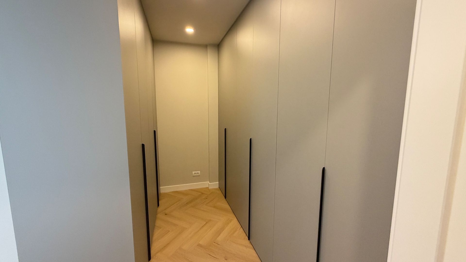 Apartament 4 camere de inchiriat superb-Zona Pipera-100 metri metrou - 10