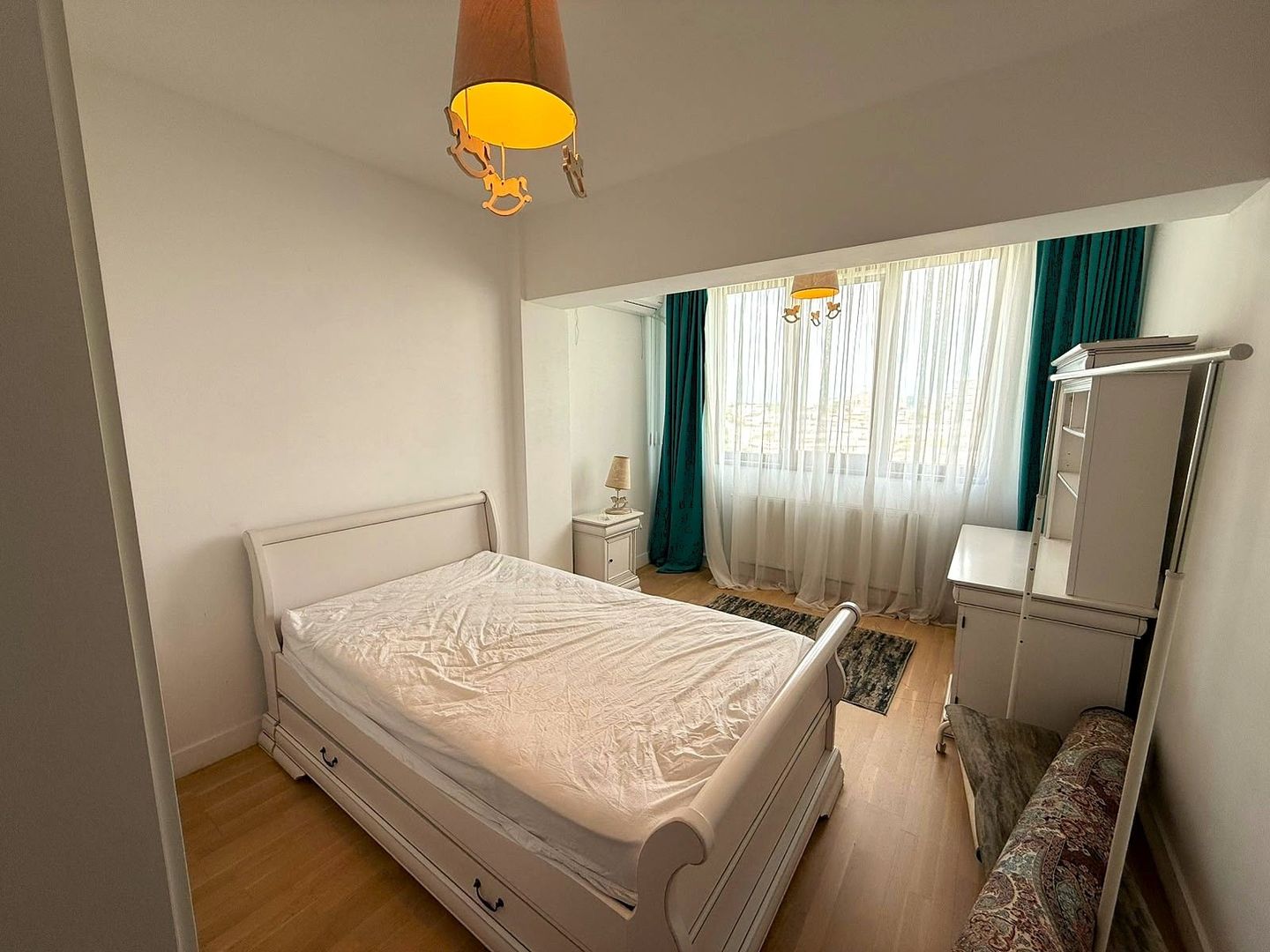 Inchiriere Apartament 3 camere 2 bai | HERASTRAU |