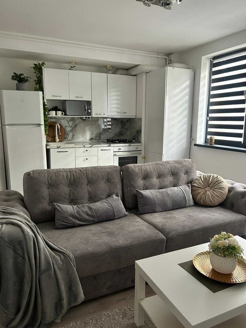 Apartament premium cu 3 camere, situat în zona Titan - 2/10