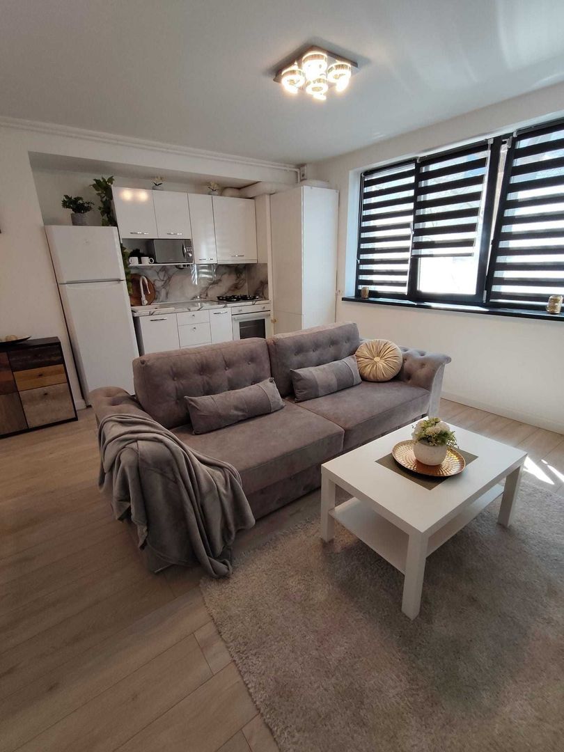 Apartament premium cu 3 camere, situat în zona Titan - 3/10