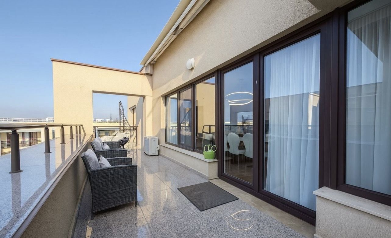 PREMIUM 3-ROOM PENTHOUSE | HERĂSTRĂU | PANORAMIC VIEW | 2 TERRACES - 10