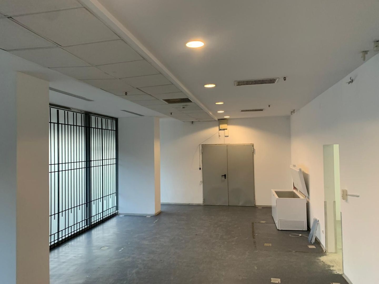 Spațiu comercial de închiriat – Parter | 686 mp - 5/6