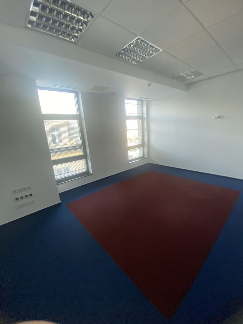 Birouri de închiriat | 335 mp | Piața Romană - 8/10