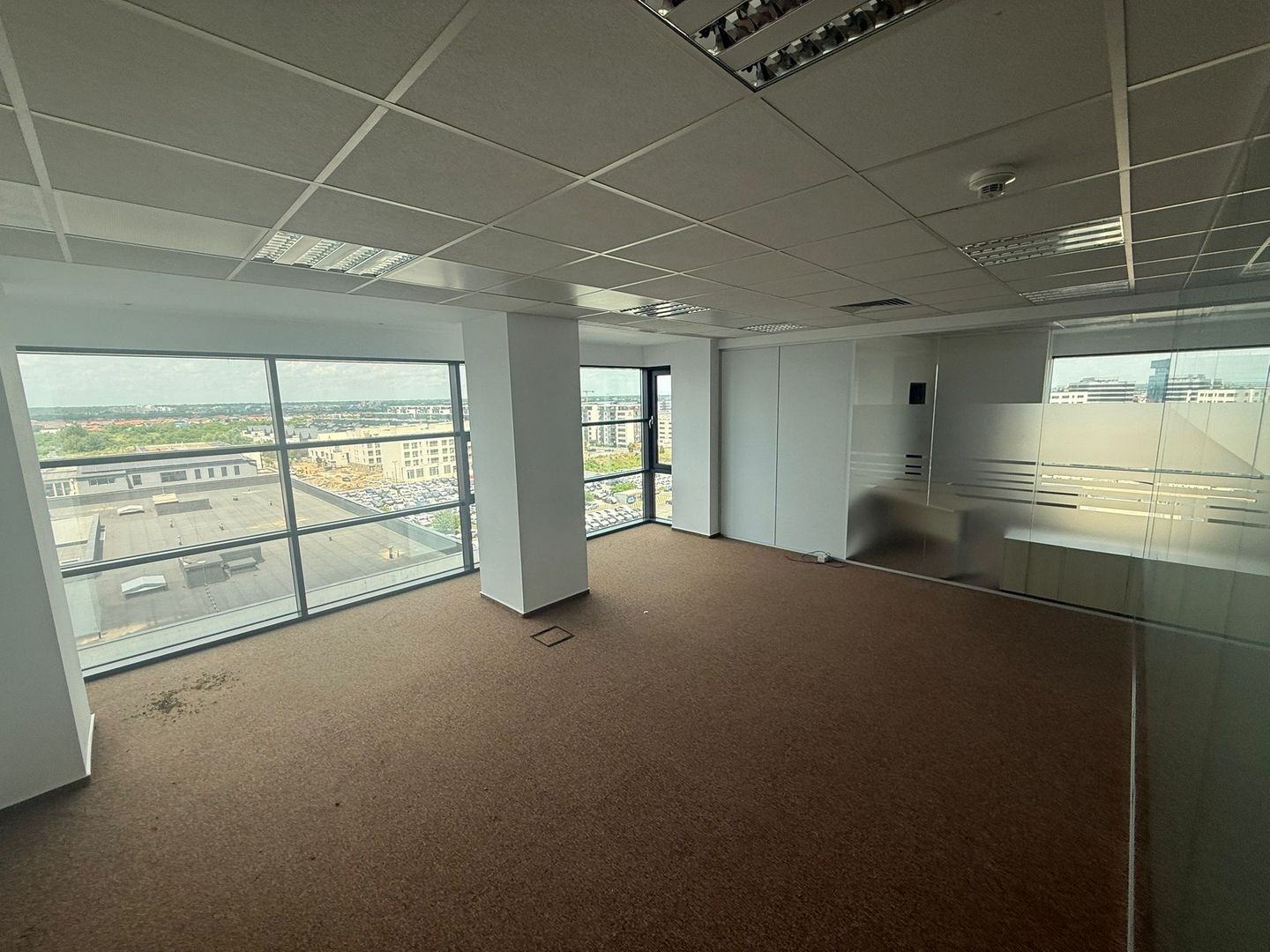 Spațiu de birouri de închiriat – 96mp | Rond OMV Pipera