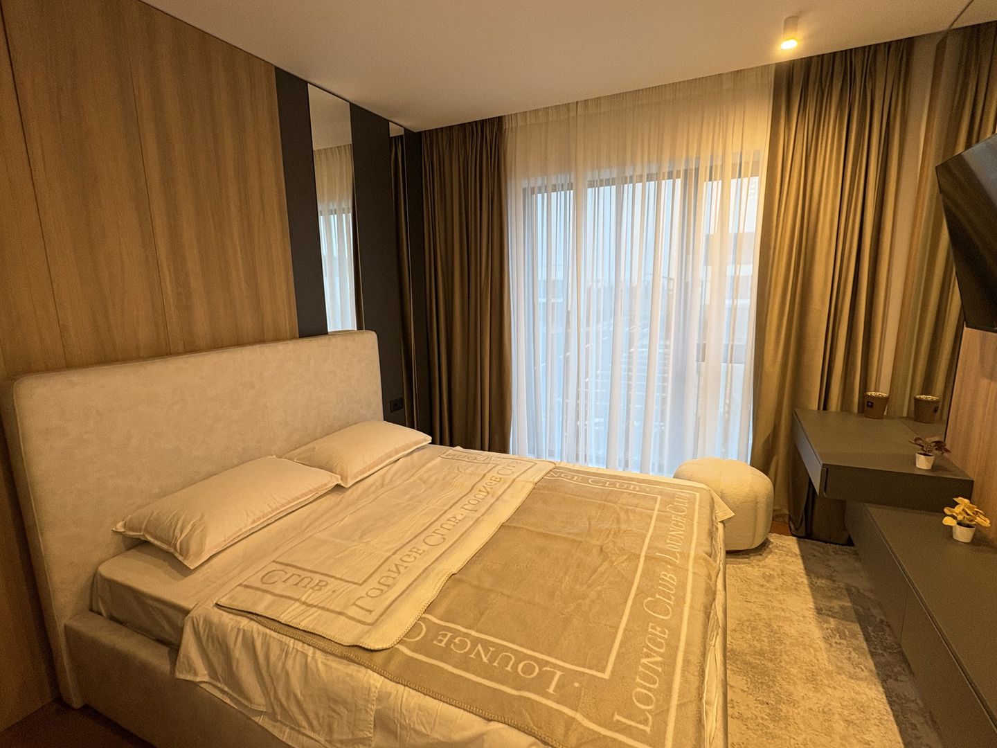 Luxury 4-room Villa - Tunari - 11