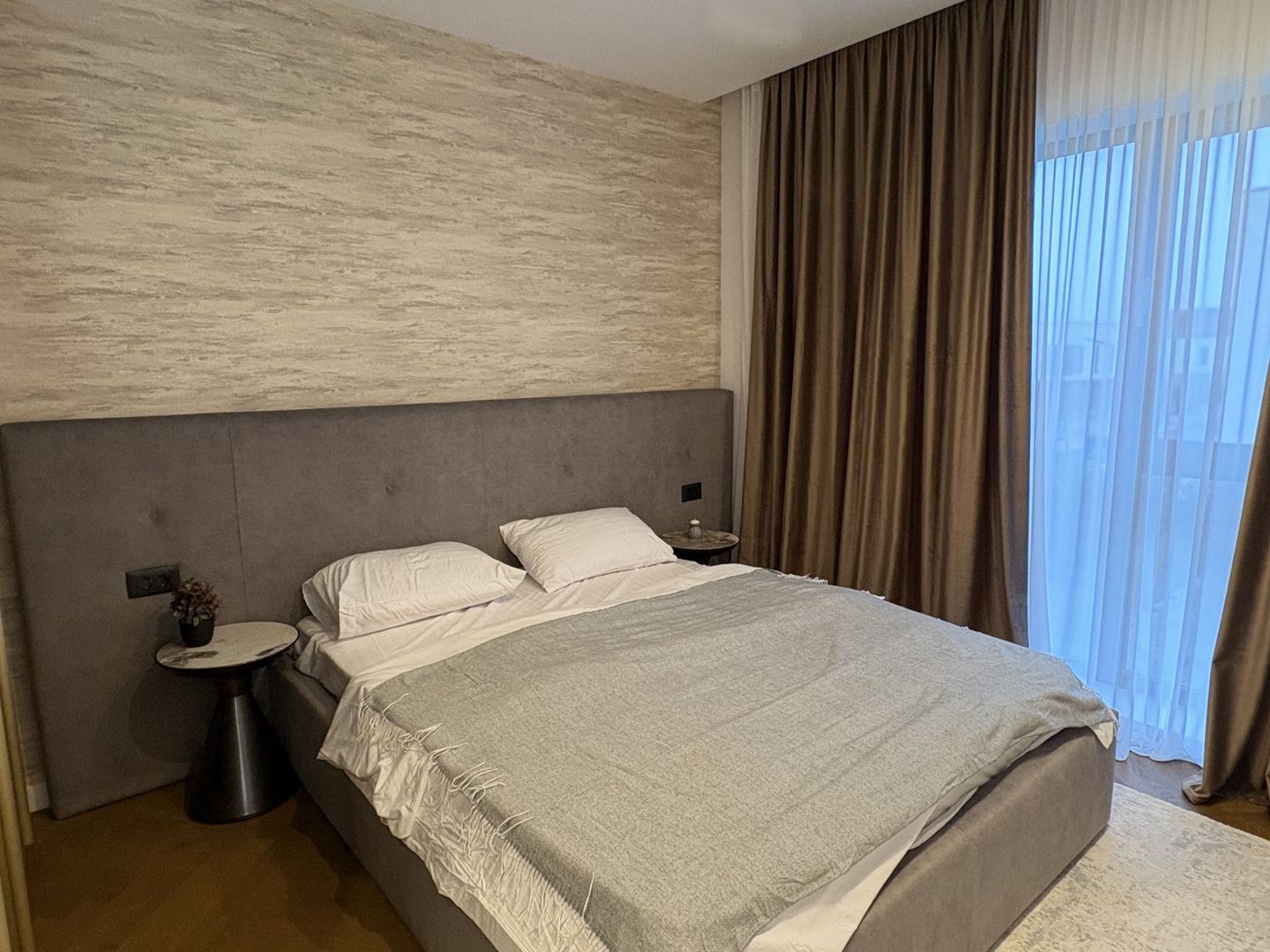Luxury 4-room Villa - Tunari - Gated community - imagine 5