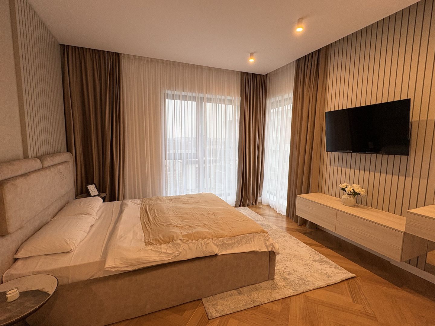 Luxury 4-room Villa - Tunari