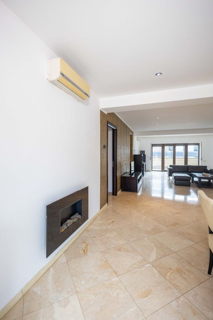 Apartament 4 camere | 206 mp | Zona Sisești | Terasă și balcon - 2