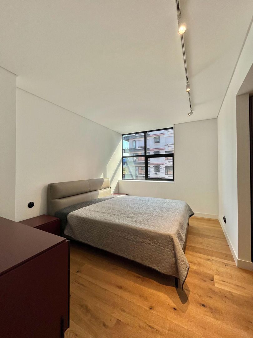 Apartament duplex cu 4 camere de închiriat | Floreasca
