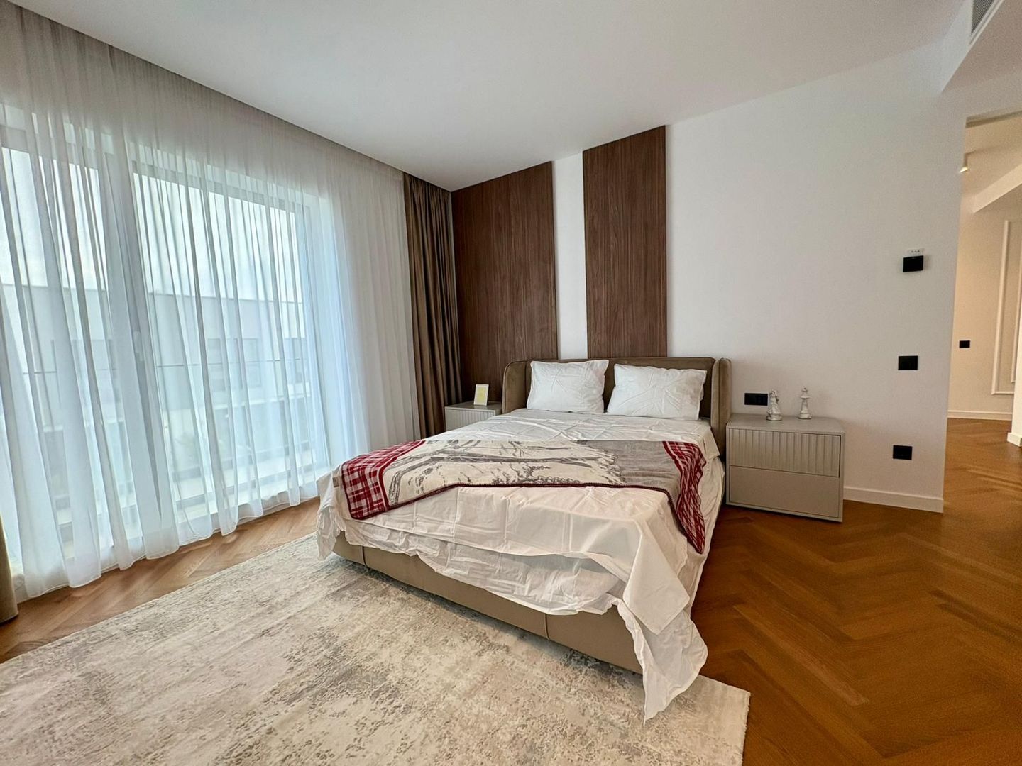 Luxury 4-room Villa - Tunari - 12