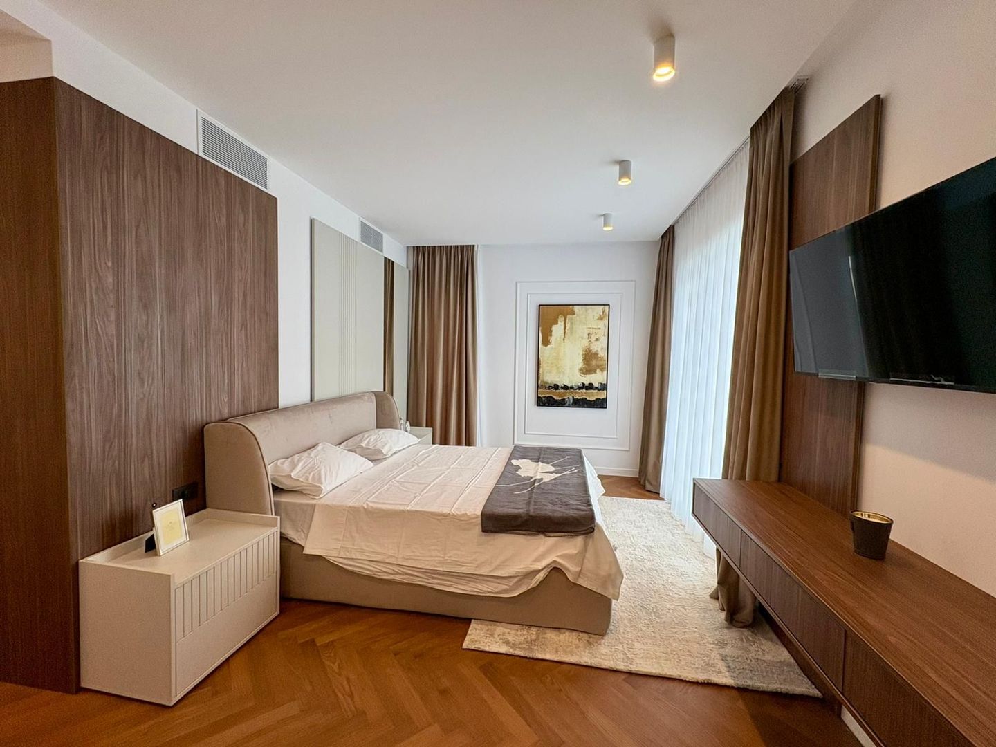 Luxury 4-room Villa - Tunari