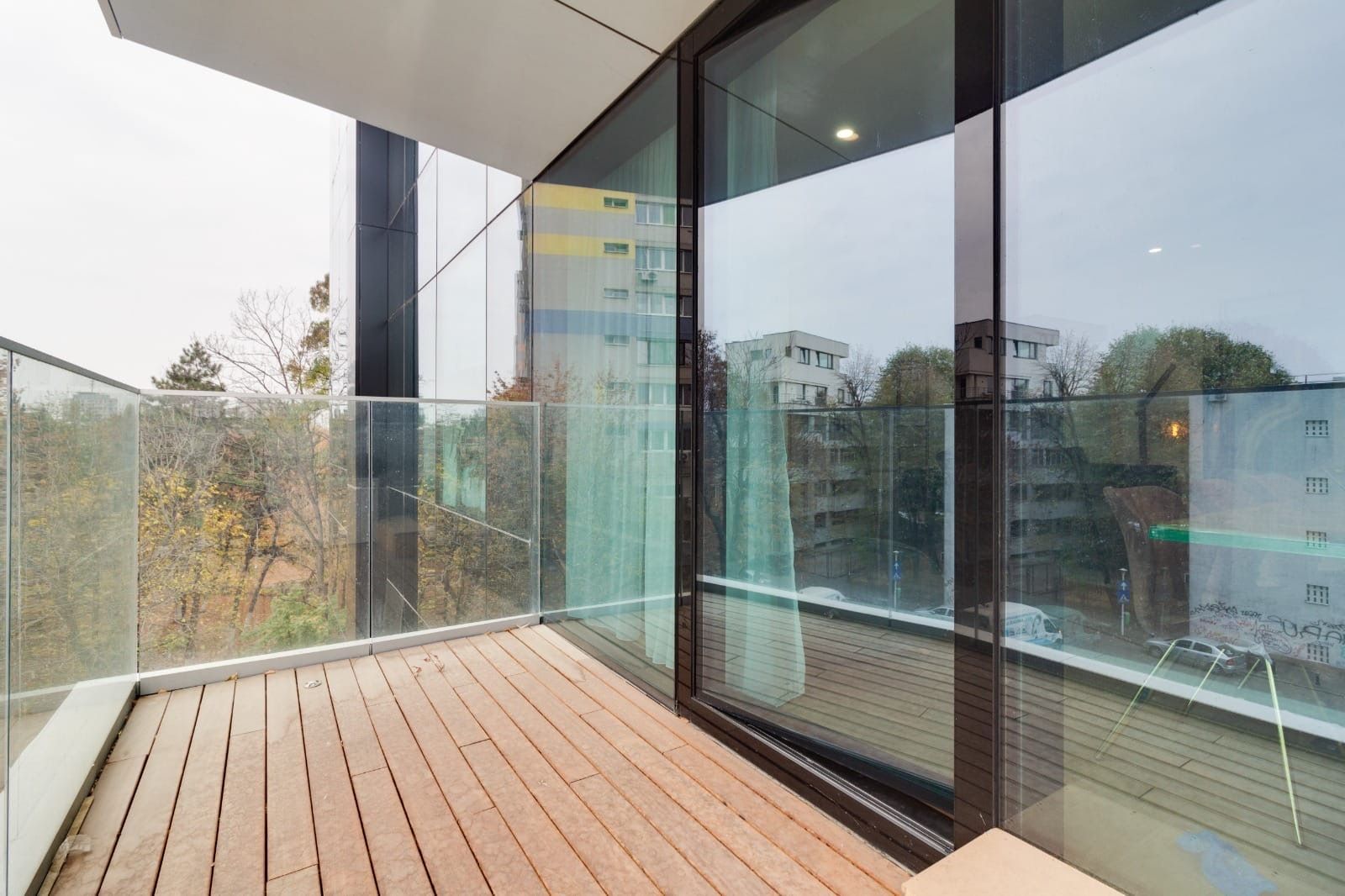 De inchiriat apartament 3 camere cu vedere la parc – One Mircea Eliade