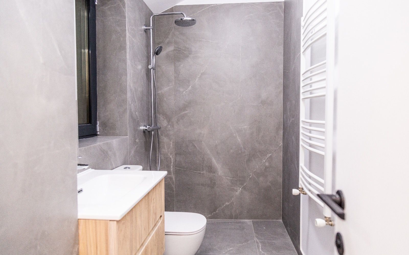 Apartament 3 camere de inchiriat zona Herastrau