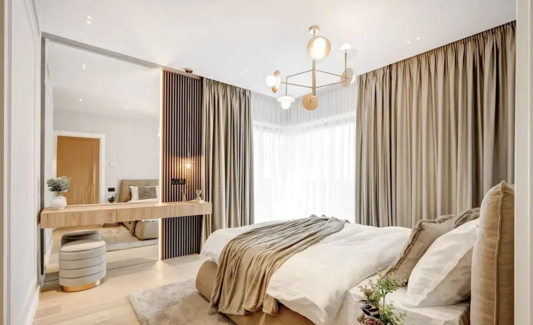 Luxury 4-room Villa - Tunari - 9