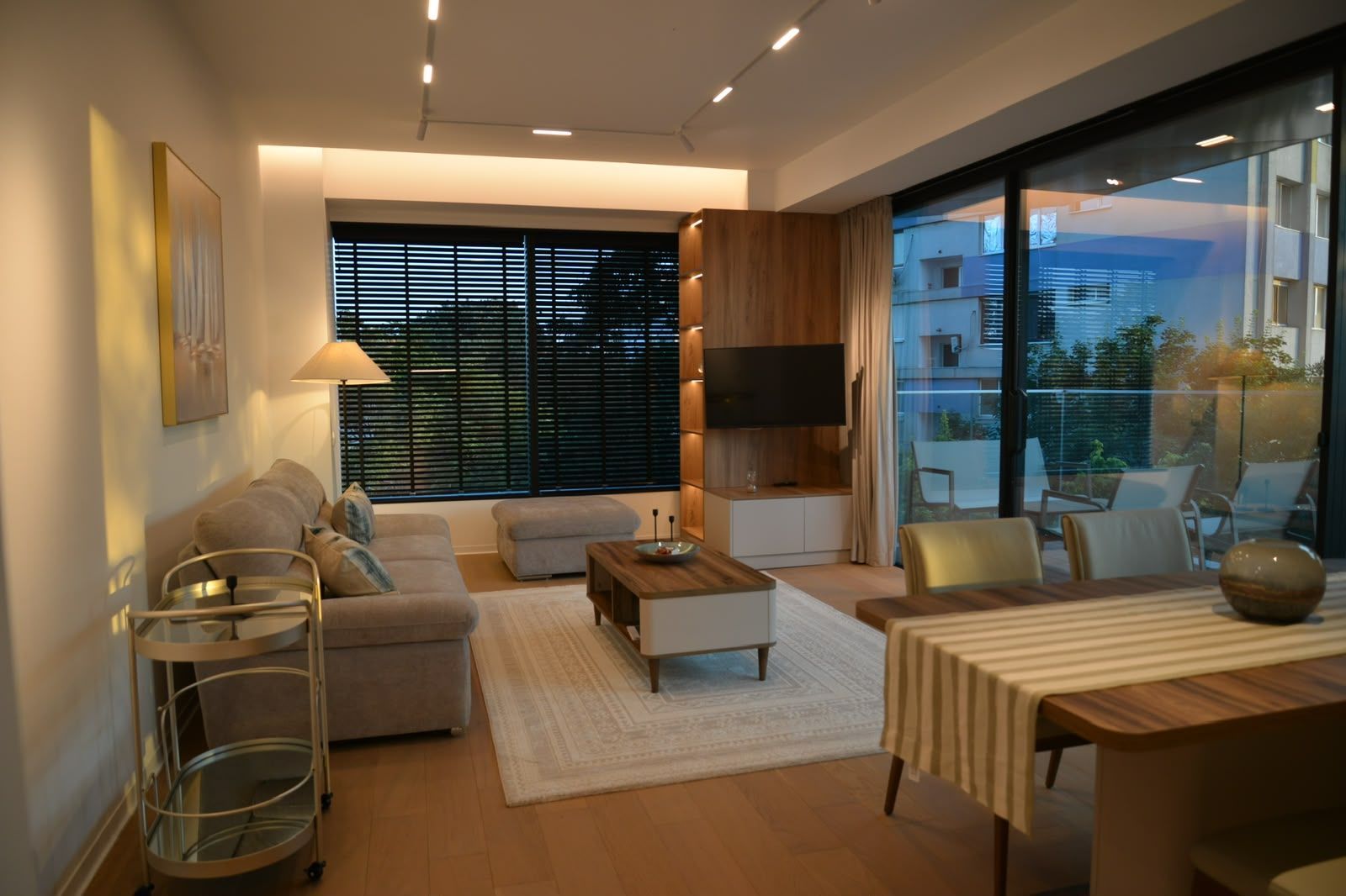 3 camere de inchiriat | zona Floreasca | prima inchiriere