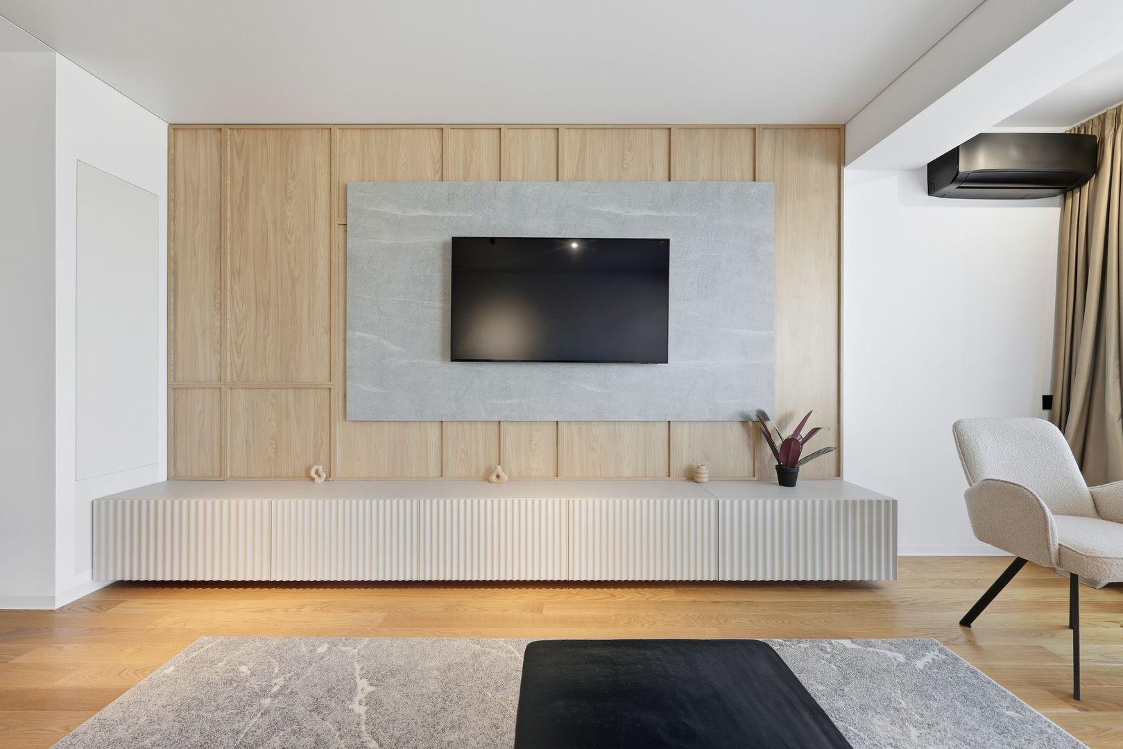 Apartament de 2 camere de inchiriat | Yacht KID
