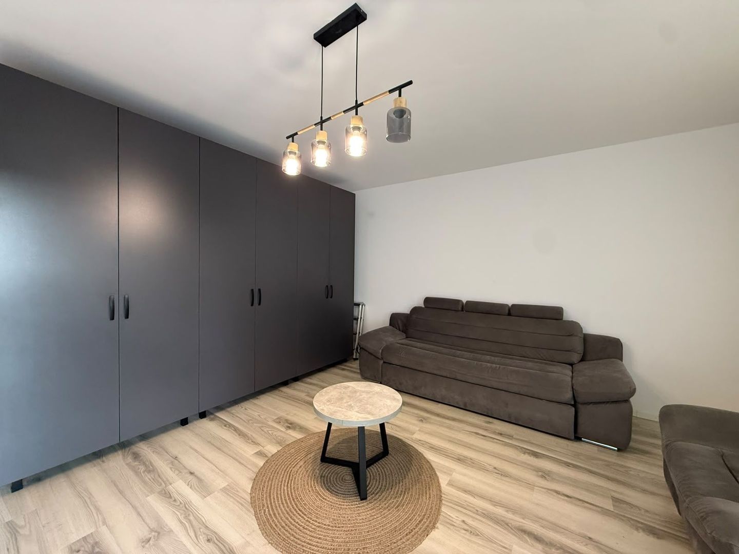 Apartament 2 camere decomandat | Vedere Lacul Grivița | Parcare