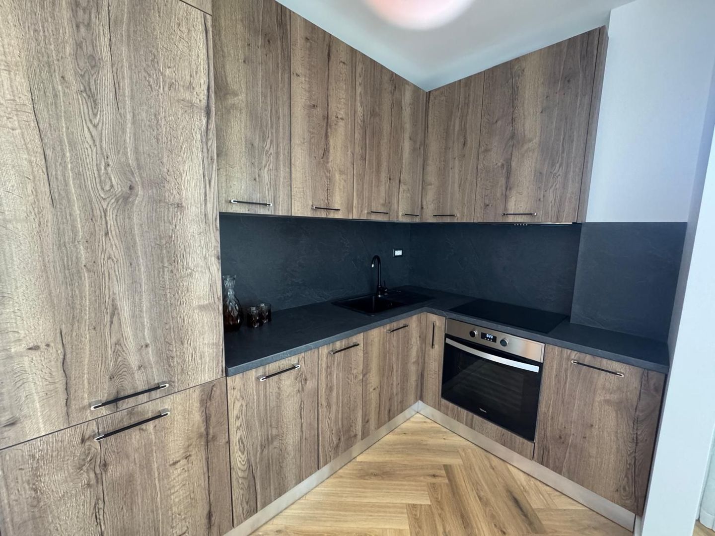 2 CAMERE | PIPERA |