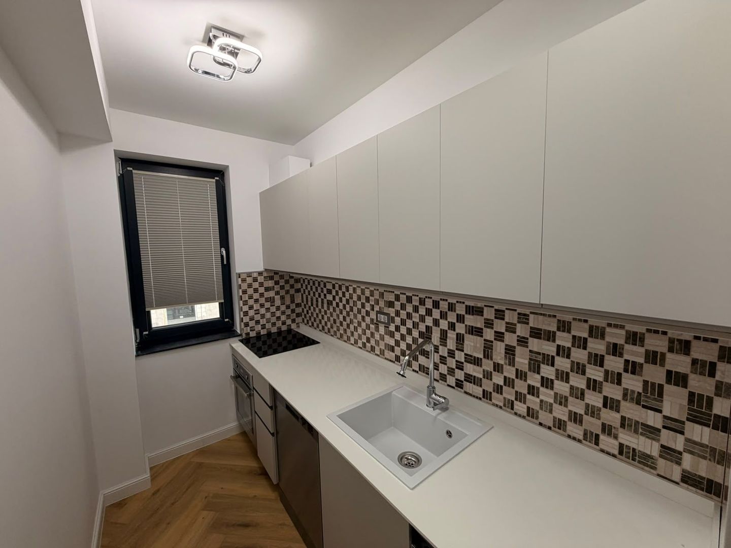 STUDIO DUBLU DE INCHIRIAT | PIPERA | PARCARE INCLUSA