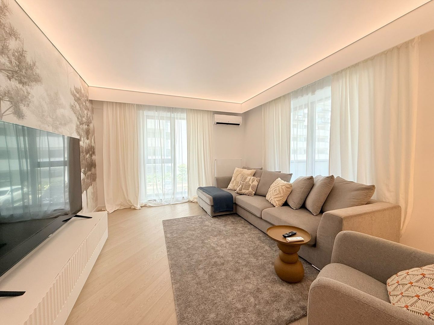 3 CAMERE | PIPERA | LUX