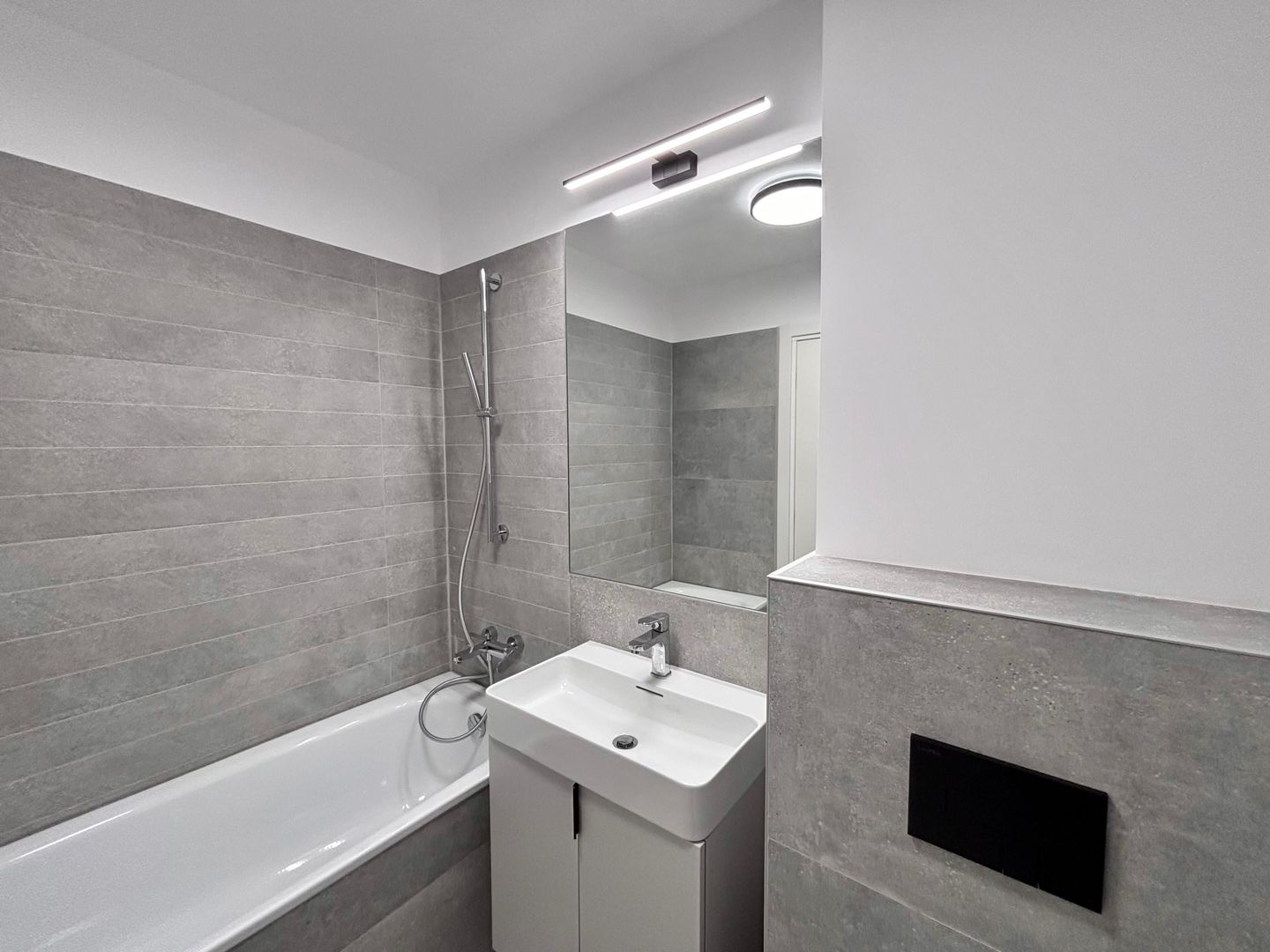 Apartament cu 2 camere de inchiriat | Mall Promenada