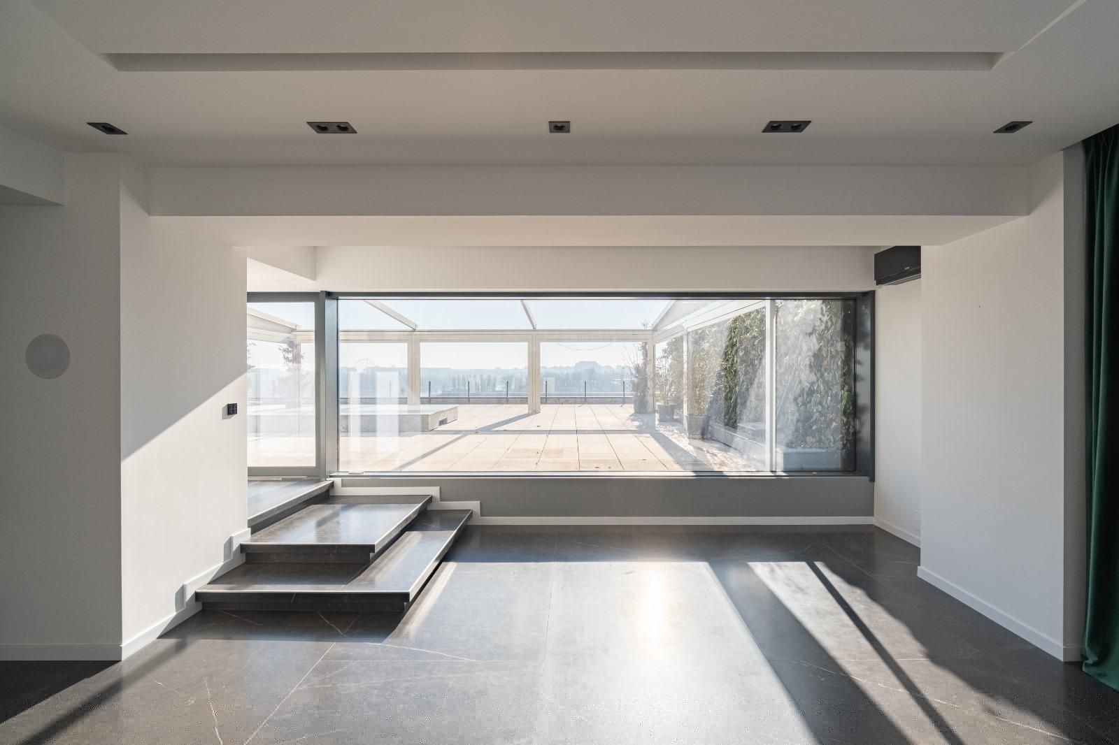 Penthouse for rent | Floreasca | Lake view - imagine 5