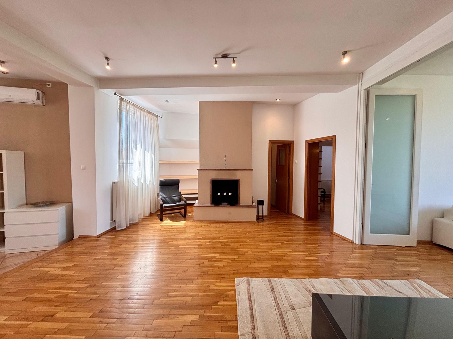 Apartament cu 3 camere de închiriat | Primaverii - 3