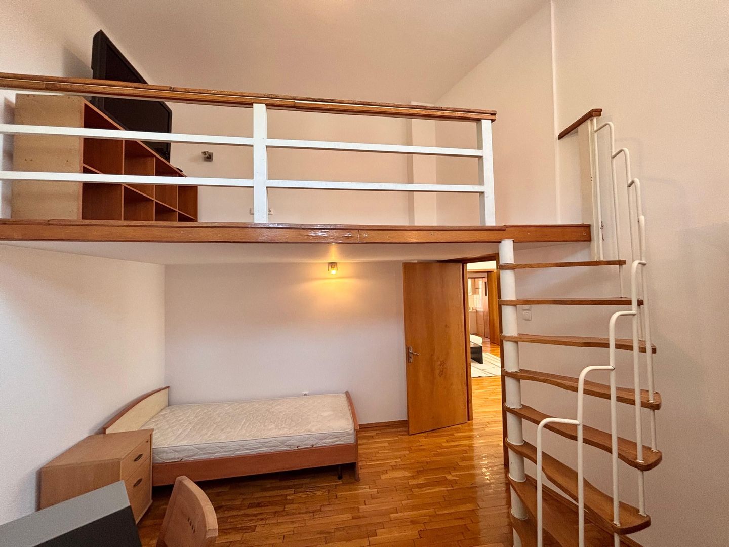 Apartament cu 3 camere de închiriat | Primaverii - 8